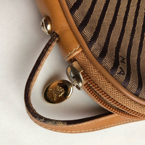 MARK CROSS Vintage Leather Purse crossbody - Picture 11 of 12